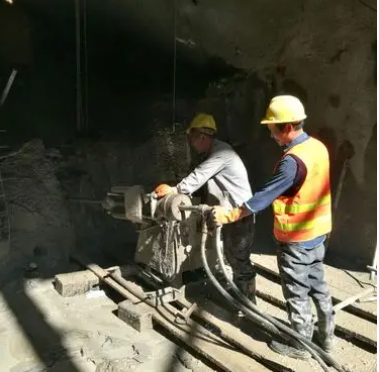 平定水下抗分散灌浆料特点 水下不分散注浆料介绍